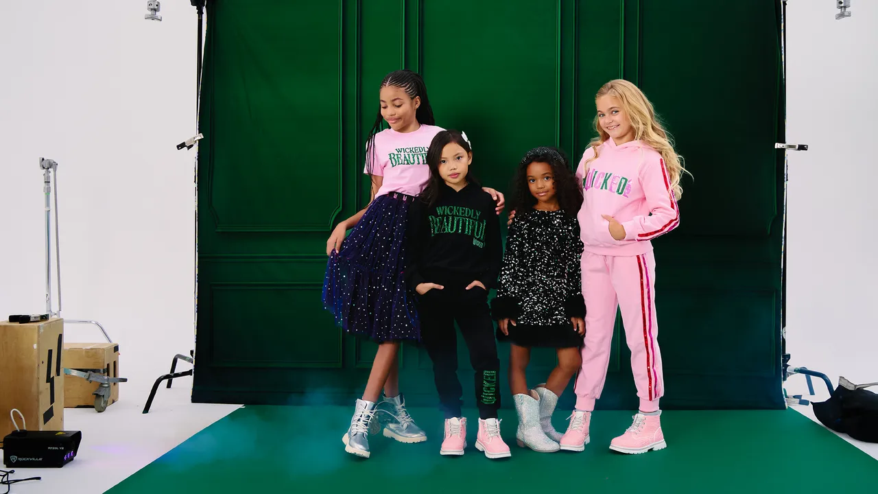 Cover image for Lola + The Boys prevented 1,770 failed deliveries and netted $125k in upsell revenue